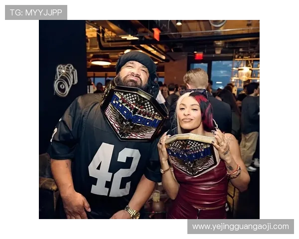雅各布 - 法图与索罗 - 西科亚：从兄弟情到擂台死敌的背叛传奇